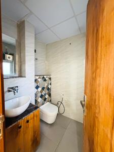 Bathroom Image of 1250 Sq.ft 3 BHK Apartment / Flat for sale in Sector 73 Noida for Rs. 5200000