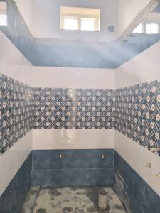 Common Bathroom Image of 1000 Sq.ft 2 BHK Apartment / Flat for sale in Perambur Chennai for Rs. 7500000
