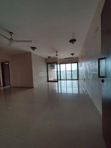 Hall Image of 1650 Sq.ft 3.5 BHK Apartment / Flat for sale in K Raheja Vistas, Powai Mumbai for Rs. 57500000