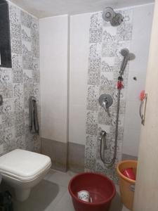 Common Bathroom Image of 700 Sq.ft 2 BHK Apartment / Flat for sale in Thane West Thane for Rs. 4600000