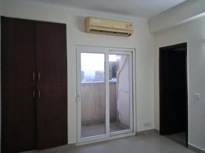 Bedroom Image of 1239 Sq.ft 2 BHK Apartment / Flat for sale in Paramount Floraville, Kulesara Noida for Rs. 14500000