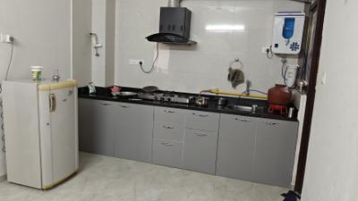 Kitchen Image of 1935 Sq.ft 3 BHK Apartment / Flat for rent in Pramukh Horizon 2, Sargasan Gandhinagar for Rs. 30000
