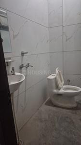 Bathroom Image of 1500 Sq.ft 1 BHK Builder Floor for rent in Bhamashah Nagar Hisar for Rs. 7000