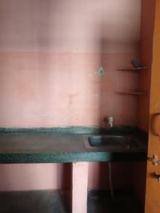 Kitchen Image of 1000 Sq.ft 2 BHK Builder Floor for rent in Roorkee Cantonment Roorkee for Rs. 5000