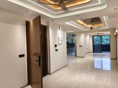 Living Room Image of 2400 Sq.ft 4 BHK Builder Floor for sale in Sector 45 Gurgaon for Rs. 31000000