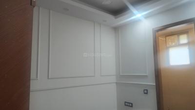 Bedroom Image of 750 Sq.ft 2 BHK Builder Floor for sale in Malviya Nagar New Delhi for Rs. 16000000
