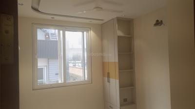 Bedroom Image of 1350 Sq.ft 4 BHK Builder Floor for sale in Pitampura New Delhi for Rs. 22500000