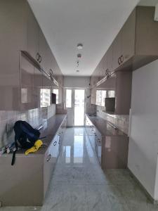 Kitchen Image of 1897 Sq.ft 3 BHK Apartment / Flat for rent in Nirala Estate Phase V, Noida Extension Greater Noida for Rs. 40000
