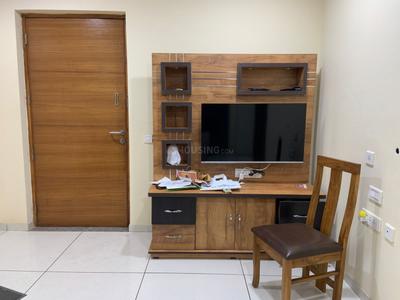 Hall Image of 2500 Sq.ft 3 BHK Apartment / Flat for rent in Vastrapur Ahmedabad for Rs. 60000