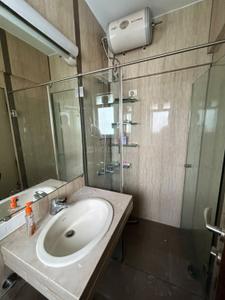 Image of 900 Sq.ft 2 BHK Apartment / Flat for rent in Bandra West, Mumbai for Rs. 165000