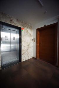 Bedroom Image of 2700 Sq.ft 3 BHK Apartment / Flat for sale in Ananta Elite, Ambawadi Ahmedabad for Rs. 14500000