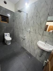Bathroom Image of 2230 Sq.ft 4 BHK Villa for sale in Thrippunithura Kochi for Rs. 12000000