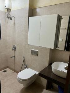 Bathroom Image of 900 Sq.ft 2 BHK Apartment / Flat for sale in Godrej Prime, Chembur Mumbai for Rs. 21000000