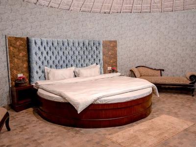 Bedroom Image of 1000 Sq.ft 5 BHK Farm House for rent in Vasant Vihar Phase 1 Dehradun for Rs. 150000