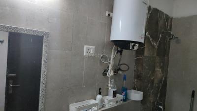 Bathroom Image of 685 Sq.ft 1 BHK Apartment / Flat for sale in Sunworld Arista, Sector 168 Noida for Rs. 8600000
