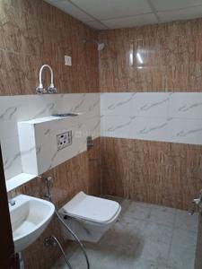Image of 3500 Sq.ft 4 BHK Builder Floor for rent in Sector 122, Noida for Rs. 38000