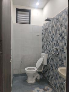 Common Bathroom Image of 750 Sq.ft 2 BHK Apartment / Flat for sale in CI Golf City by Charvi Infrahome Pvt Ltd, Kambakshpur Noida for Rs. 3084000