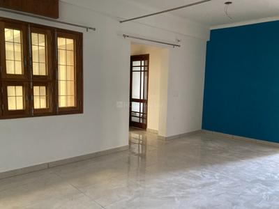 Living Room Image of 1266 Sq.ft 2 BHK Apartment / Flat for rent in Indira Nagar Lucknow for Rs. 22000