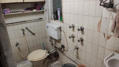 Image of 720 Sq.ft 2 BHK Apartment / Flat for sale in Vile Parle West, Mumbai for Rs. 23000000