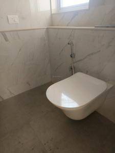 Common Bathroom Image of 1750 Sq.ft 3.5 BHK Apartment / Flat for sale in Lodha Bella Vita, Mohammed Wadi Pune for Rs. 17000000