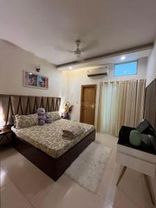 Bedroom Image of 1300 Sq.ft 2.5 BHK Apartment / Flat for sale in DDA Sector C Pocket 9, Vasant Kunj New Delhi for Rs. 30000000