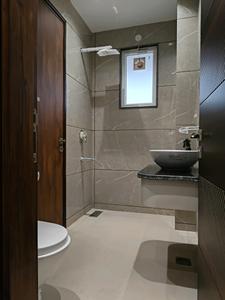Common Bathroom Image of 2700 Sq.ft 5 BHK Builder Floor for sale in Indirapuram Ghaziabad for Rs. 35000000