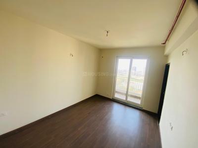 Bedroom Image of 1254 Sq.ft 3 BHK Apartment / Flat for sale in BPTP Discovery Park, Sector 80 Faridabad for Rs. 12700000