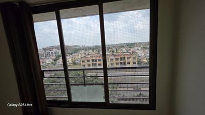 Bedroom Image of 1305 Sq.ft 2 BHK Apartment / Flat for rent in Gayatri Maitri Shiv Greens, Motera Ahmedabad for Rs. 25000