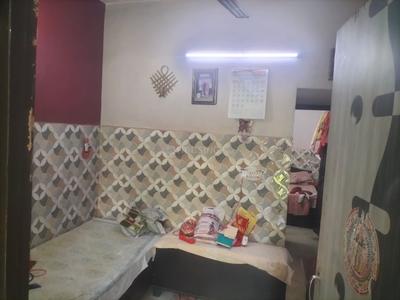 Bedroom Image of 400 Sq.ft 1 BHK Builder Floor for rent in Vaishali Ghaziabad for Rs. 15000
