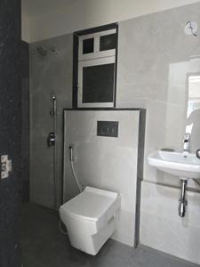 Common Bathroom Image of 3100 Sq.ft 4 BHK Apartment / Flat for sale in Kedarnath Apartment, Andheri West Mumbai for Rs. 132500000