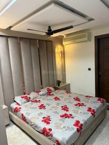Bedroom Image of 1400 Sq.ft 3 BHK Builder Floor for rent in Ramesh Nagar New Delhi for Rs. 70000