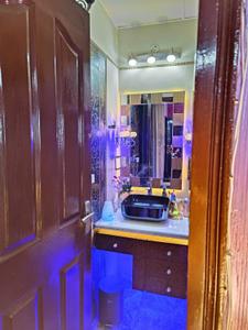 Bathroom Image of 1025 Sq.ft 2.5 BHK Apartment / Flat for sale in Gaurs Homes Elegante, Govindpuram Ghaziabad for Rs. 5800000