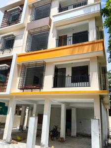 Image of 880 Sq.ft 2 BHK Apartment / Flat for sale in Patuli, Kolkata for Rs. 5100000