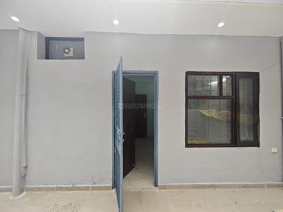Bedroom Image of 1500 Sq.ft 2 BHK Independent House for rent in Sector 122 Noida for Rs. 30000