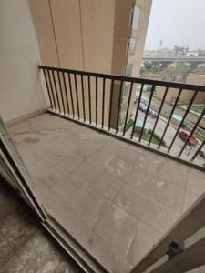Balcony Image of 2000 Sq.ft 3 BHK Apartment / Flat for sale in Amrapali Heartbeat City, Sector 107 Noida for Rs. 25500000