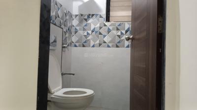 Image of 1600 Sq.ft 3 BHK Apartment / Flat for rent in BSNL Colony, Vadodara for Rs. 22000