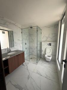 Bathroom Image of 2900 Sq.ft 3 BHK Apartment / Flat for sale in Le Casa Escapes, Mussoorie Road Dehradun for Rs. 37700000