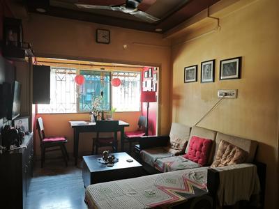 Living Room Image of 850 Sq.ft 2 BHK Apartment / Flat for rent in Naktala Kolkata for Rs. 12500