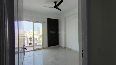 Bedroom Image of 615 Sq.ft 1 BHK Apartment / Flat for rent in Maxblis Grand Wellington, Sector 75 Noida for Rs. 24500