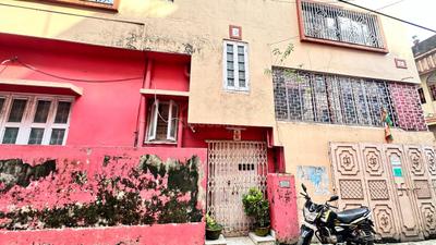 Balcony Image of 1200 Sq.ft 4 BHK Independent House for rent in KalindiEstate, South Dum Dum Kolkata for Rs. 100000