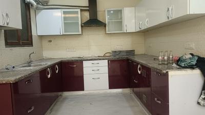 Kitchen Image of 1800 Sq.ft 3 BHK Builder Floor for rent in Sector 46 Gurgaon for Rs. 52000