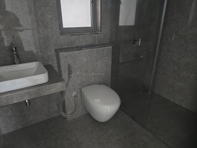 Image of 1400 Sq.ft 3 BHK Apartment / Flat for sale in Oberoi Eternia Towers A to D, Mulund West, Mumbai for Rs. 40000000