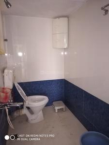 Bathroom Image of 1250 Sq.ft 3 BHK Apartment / Flat for rent in Hebbal Kempapura Bengaluru for Rs. 35000