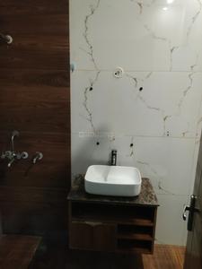 Bathroom Image of 1203 Sq.ft 2 BHK Builder Floor for rent in Sector 40 Noida for Rs. 34000