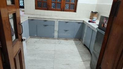 Kitchen Image of 2300 Sq.ft 2.5 BHK Builder Floor for rent in Sector 21C Faridabad for Rs. 26000