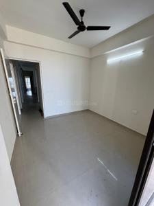 Bedroom Image of 650 Sq.ft 3 BHK Apartment / Flat for rent in Habitat Prime, Sector 99A Gurgaon for Rs. 23000