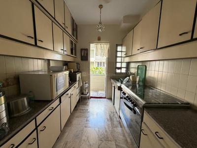 Kitchen Image of 900 Sq.ft 2 BHK Apartment / Flat for sale in Bandra West Mumbai for Rs. 57500000