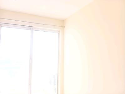 Living Room Image of 1560 Sq.ft 3 BHK Apartment / Flat for sale in Raheja Vedaanta, Sector 108 Gurgaon for Rs. 16000000