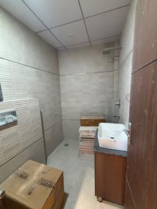 Bathroom Image of 1260 Sq.ft 3 BHK Apartment / Flat for sale in Green View Apartment, Mandi New Delhi for Rs. 10000000