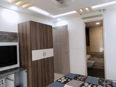 Bedroom Image of 720 Sq.ft 1 BHK Apartment / Flat for rent in Ruparel Orion, Chembur Mumbai for Rs. 52000